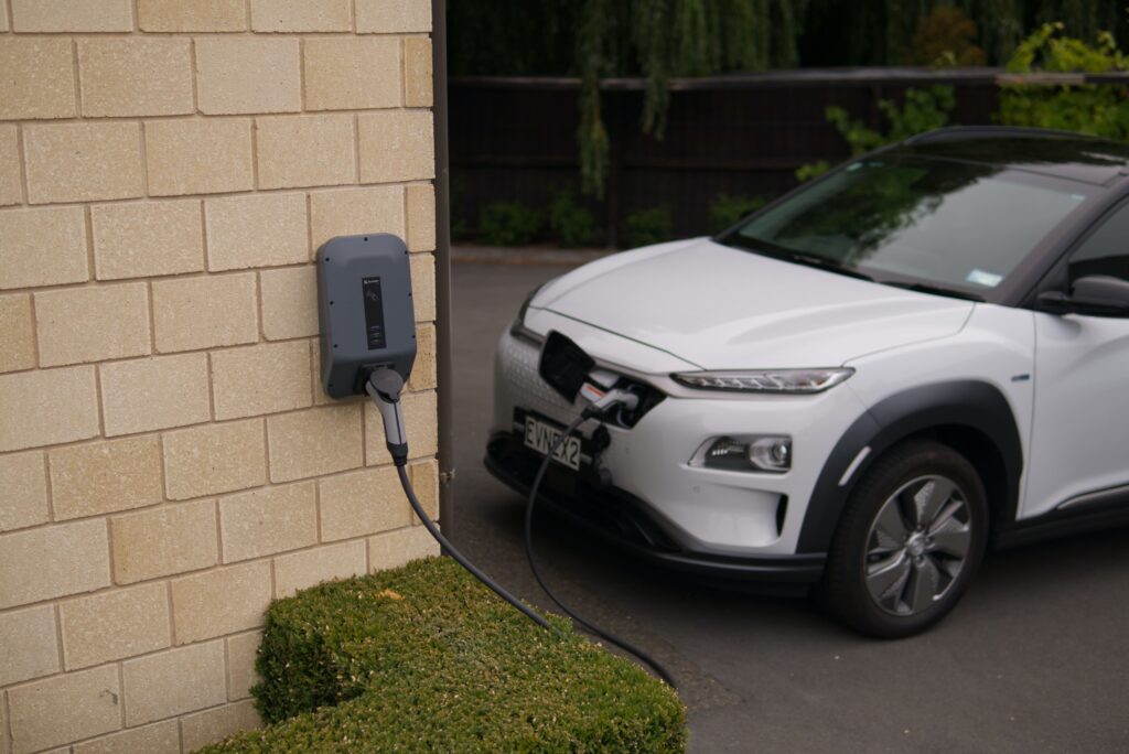 Entretien voiture électrique : découvrez toutes les clés