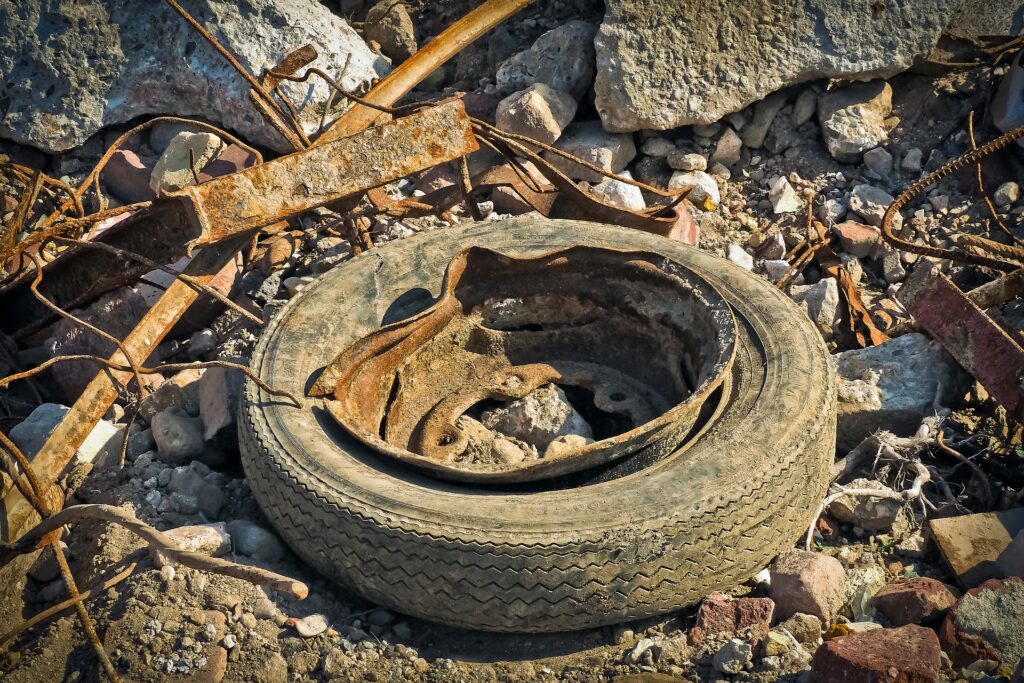 Où jeter un pneu ? Le recyclage automobile