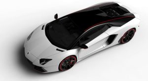 Pirelli choisi les pneus Pzero pour équiper la Lamborghini Aventador LP-700-4 Roadster
