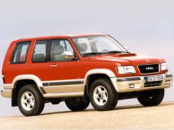 Opel Monterey