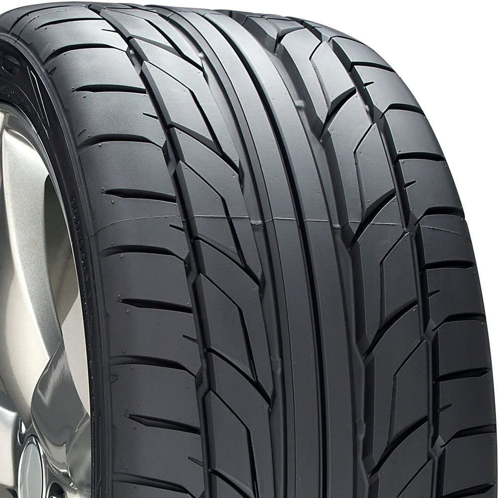 pneus-120089225-45x19-nitto-nt555-g296y